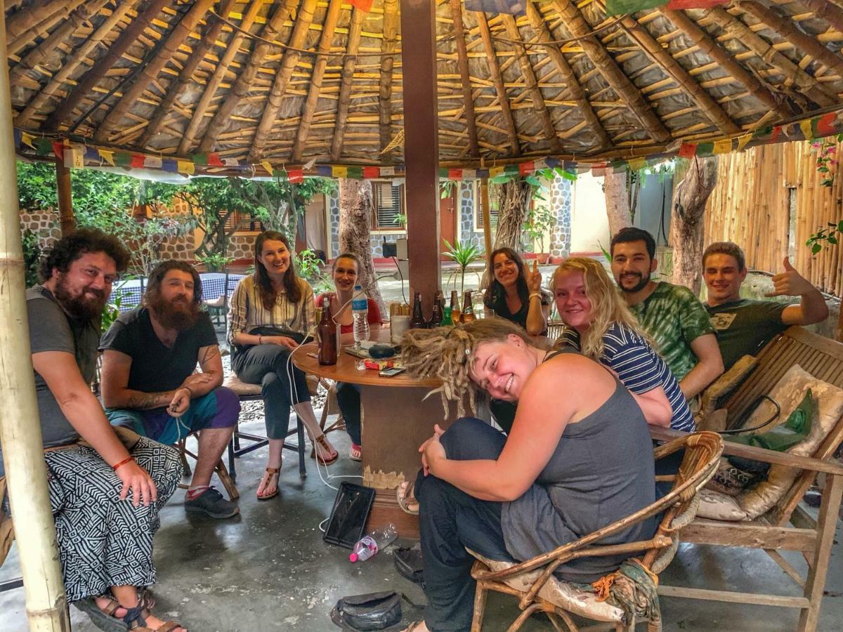 Gaurishankar Backpackers Hostel Pokhara Kültér fotó