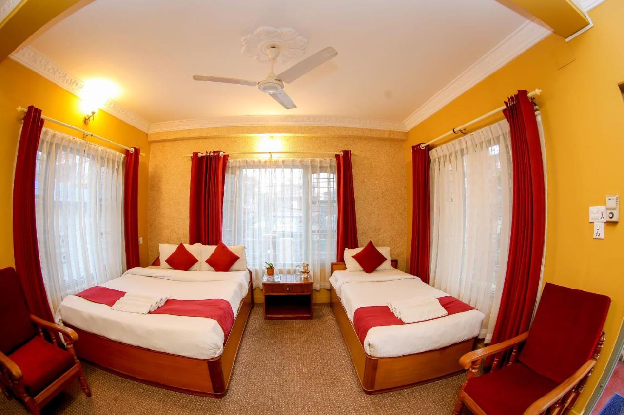 Gaurishankar Backpackers Hostel Pokhara Kültér fotó